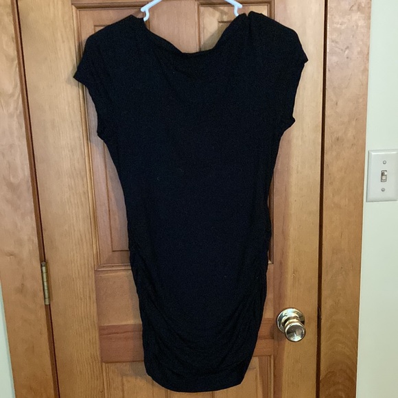 5️⃣ for 2️⃣5️⃣ | Liz Lange Maternity | Top | S - Picture 3 of 8